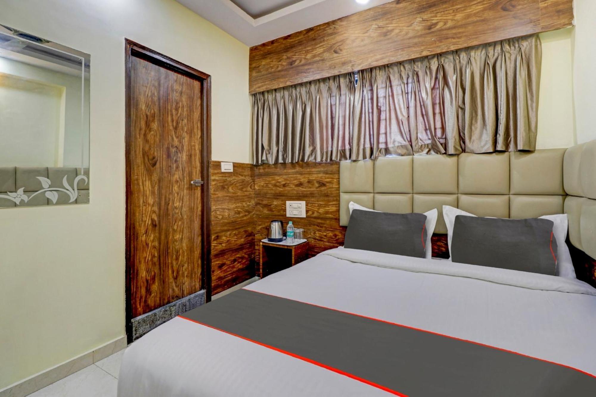 Hotel Collection O Karthika Residency Bangalore Exterior foto